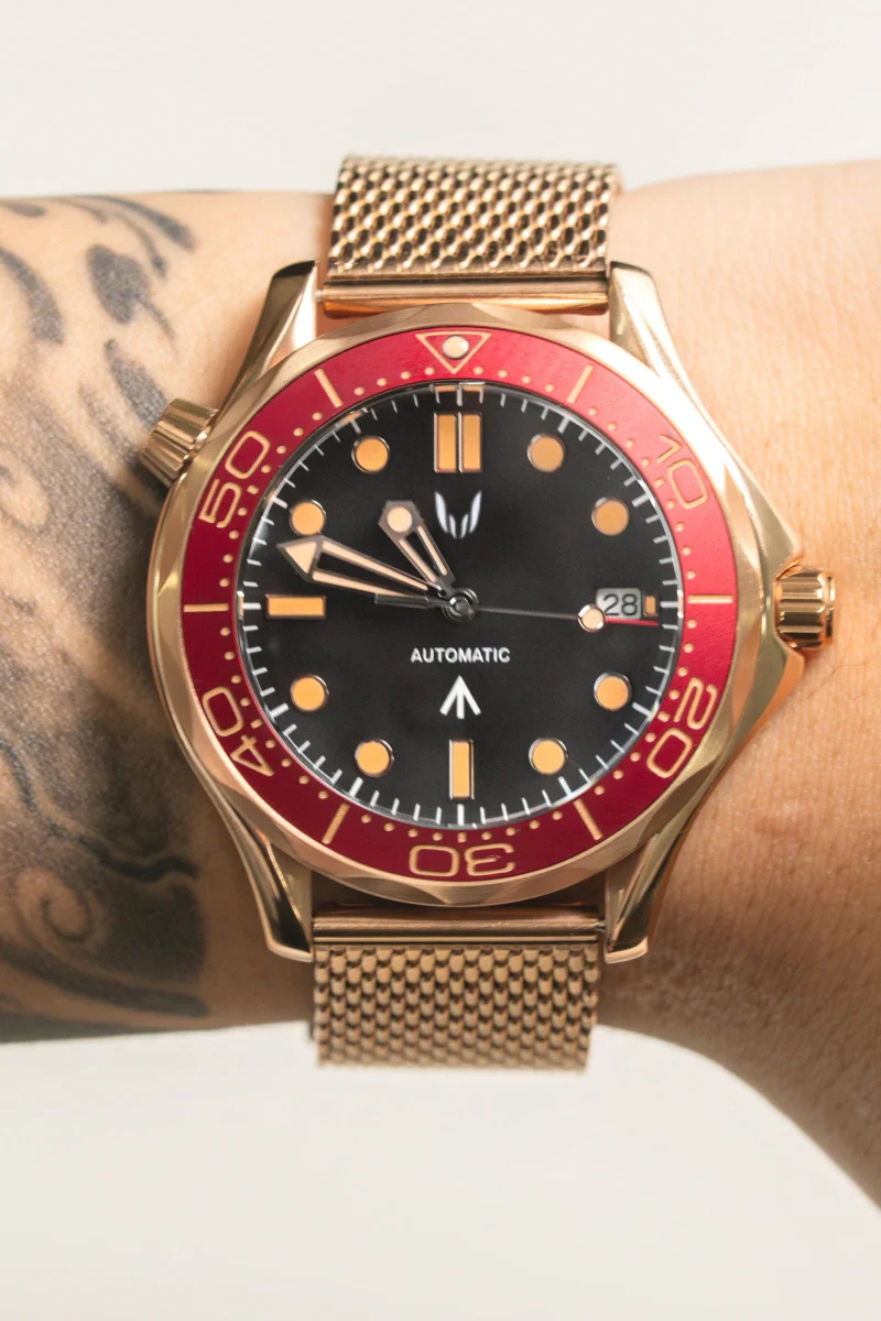 Custom Seamaster VII Wine - Image 2